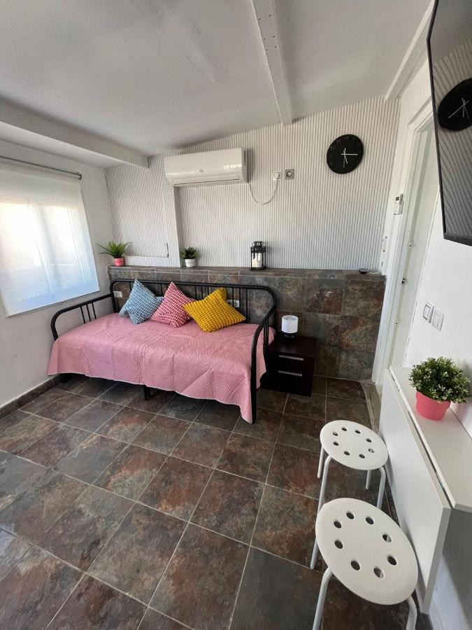 Habitacion Con Terraza En Alicante Ngoại thất bức ảnh