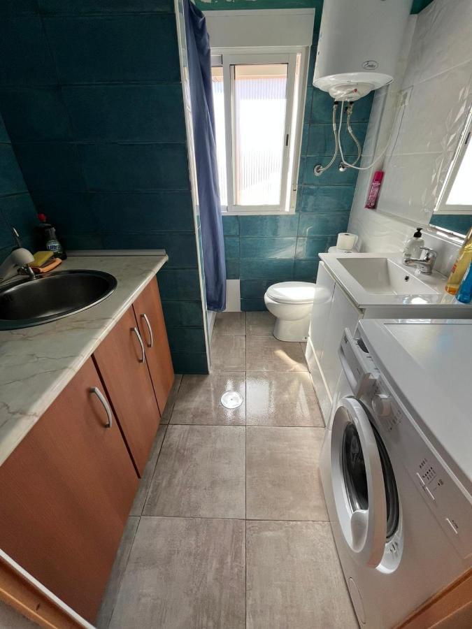 Habitacion Con Terraza En Alicante Ngoại thất bức ảnh