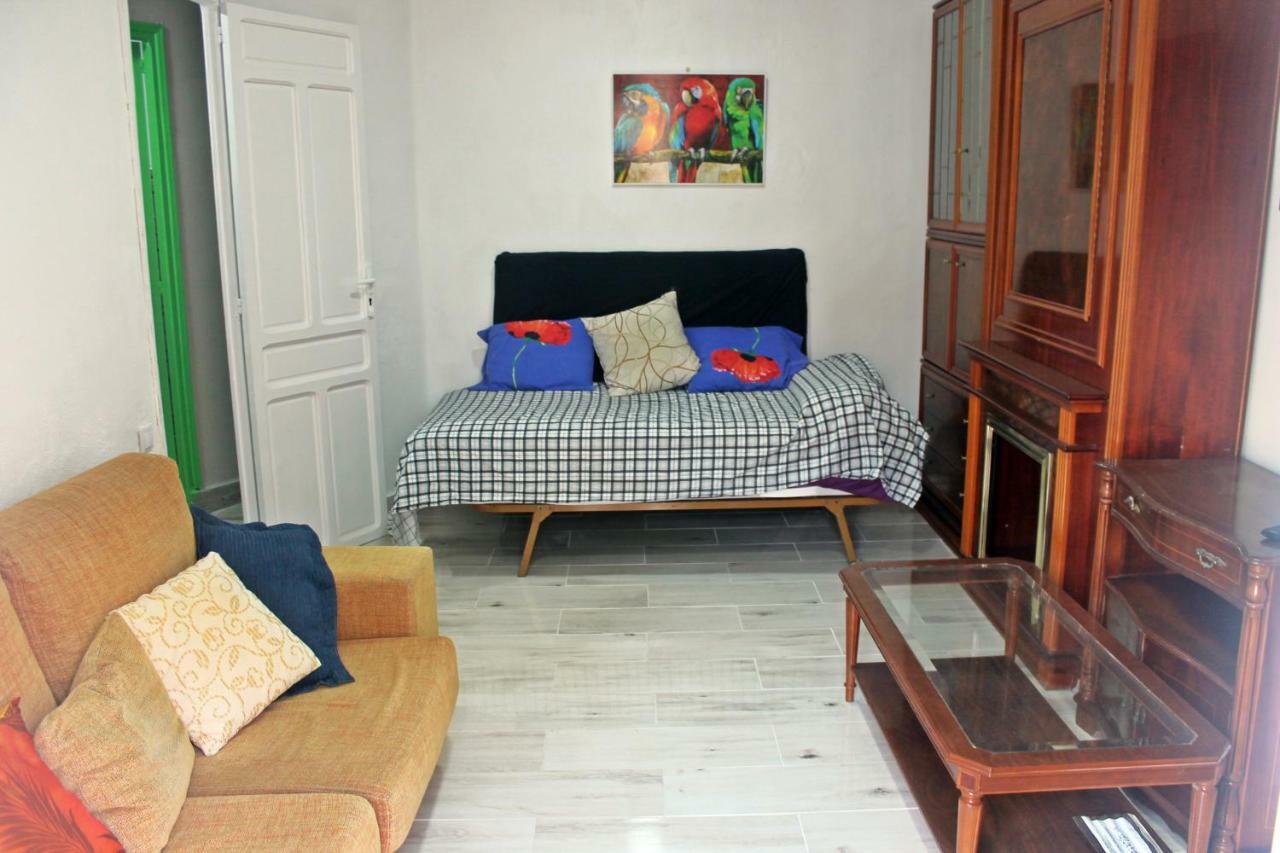 Habitacion Con Terraza En Alicante Ngoại thất bức ảnh